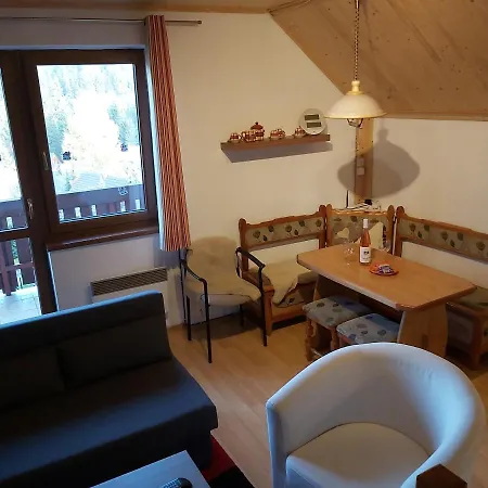 شقة Mezonetovy Apartman S 2 Spalnami *
