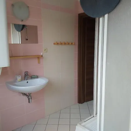 شقة Mezonetovy Apartman S 2 Spalnami دونوفالي
